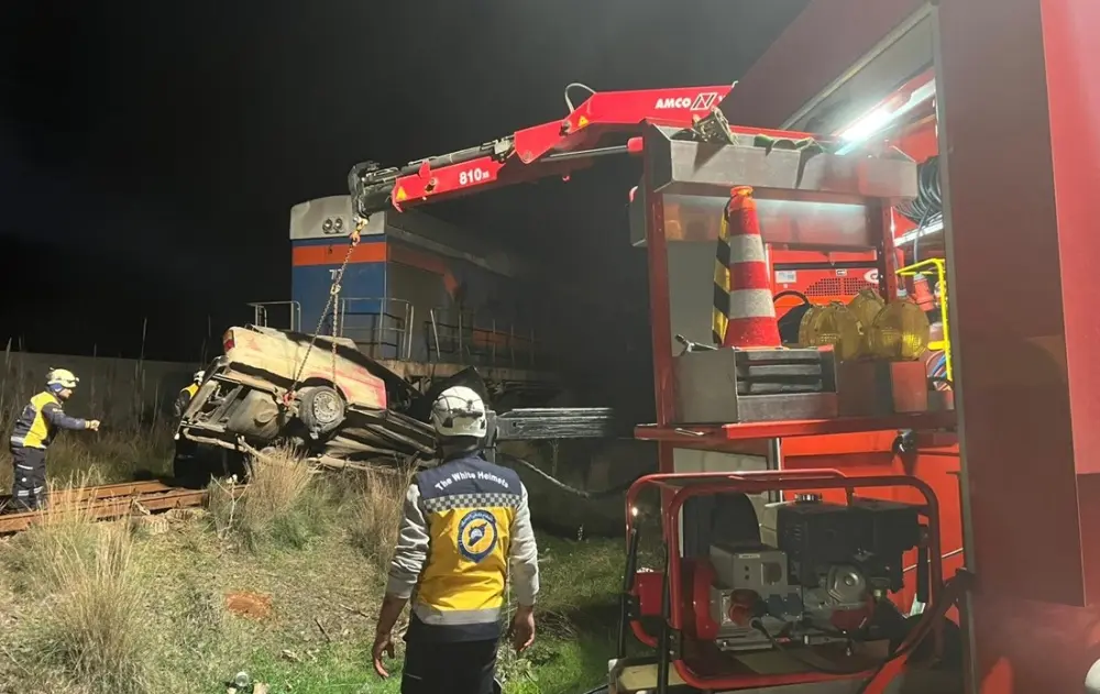 حادث قطار في ريف طرطوس: وفاة شخصين وإصابة 11 آخرين