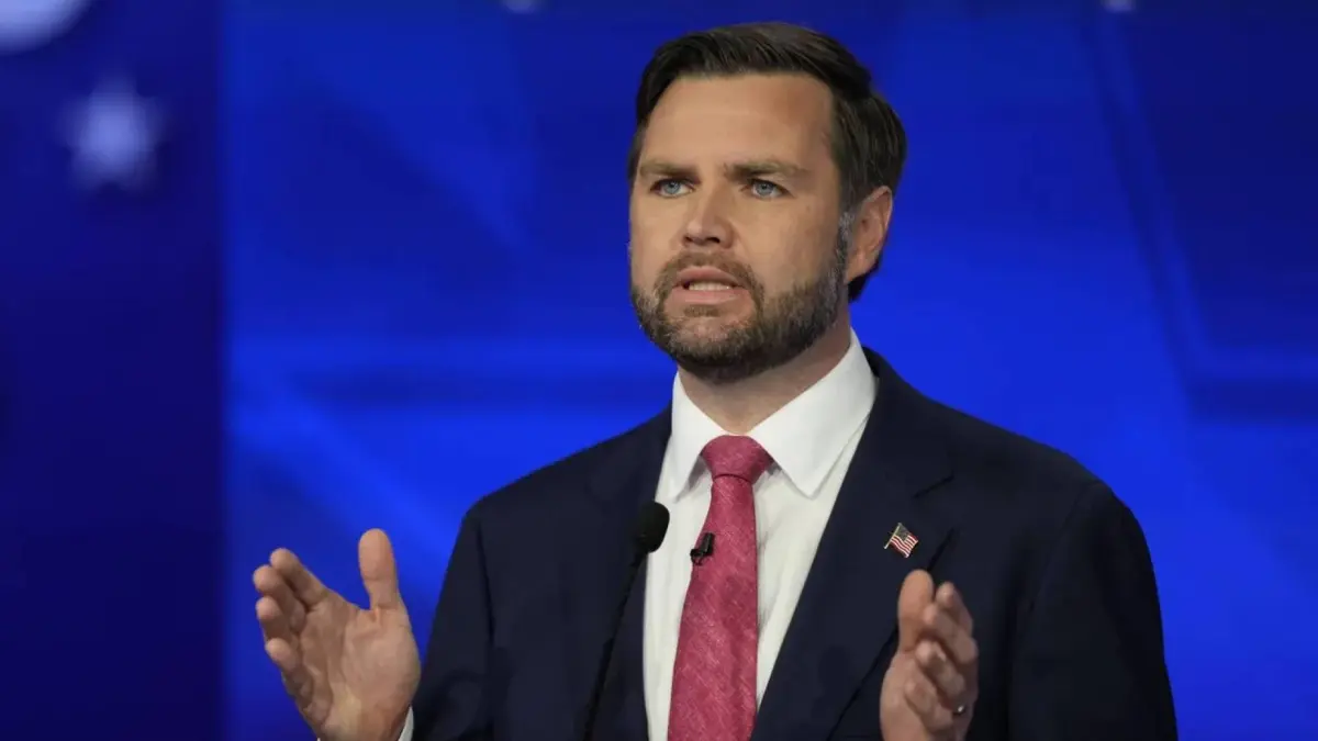 جي دي فانس: ترمب يقدم الدبلوماسية والخيار العسكري حاضر لمنع نووي إيران