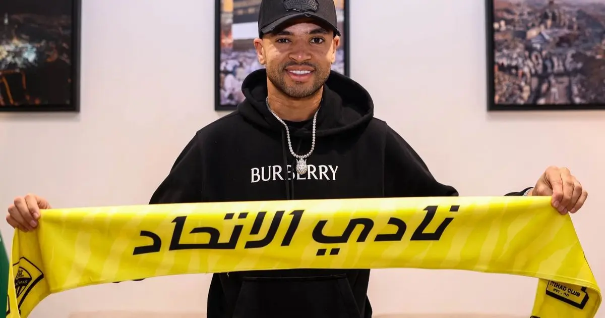 "السبع" وصل.. النصيري ينضم إلى صفوف الاتحاد
