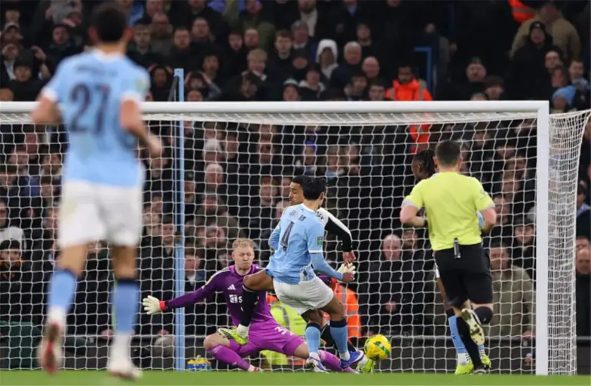 ريندرز يسجل هدف مانشستر سيتي الثالث أمام نيوكاسل