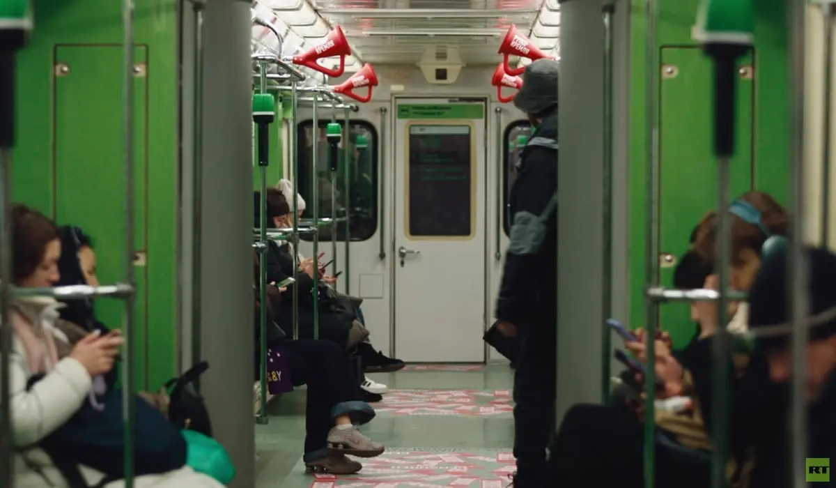 مترو موسكو يُعلن محطاته بصوت سيمونيان في مبادرة ترويجية لقناة RT