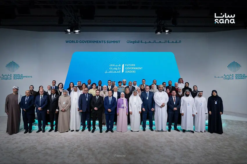 وزير التنمية الإدارية يشارك في تكريم خريجي الدفعة الثالثة من برنامج قيادات حكومات المستقبل