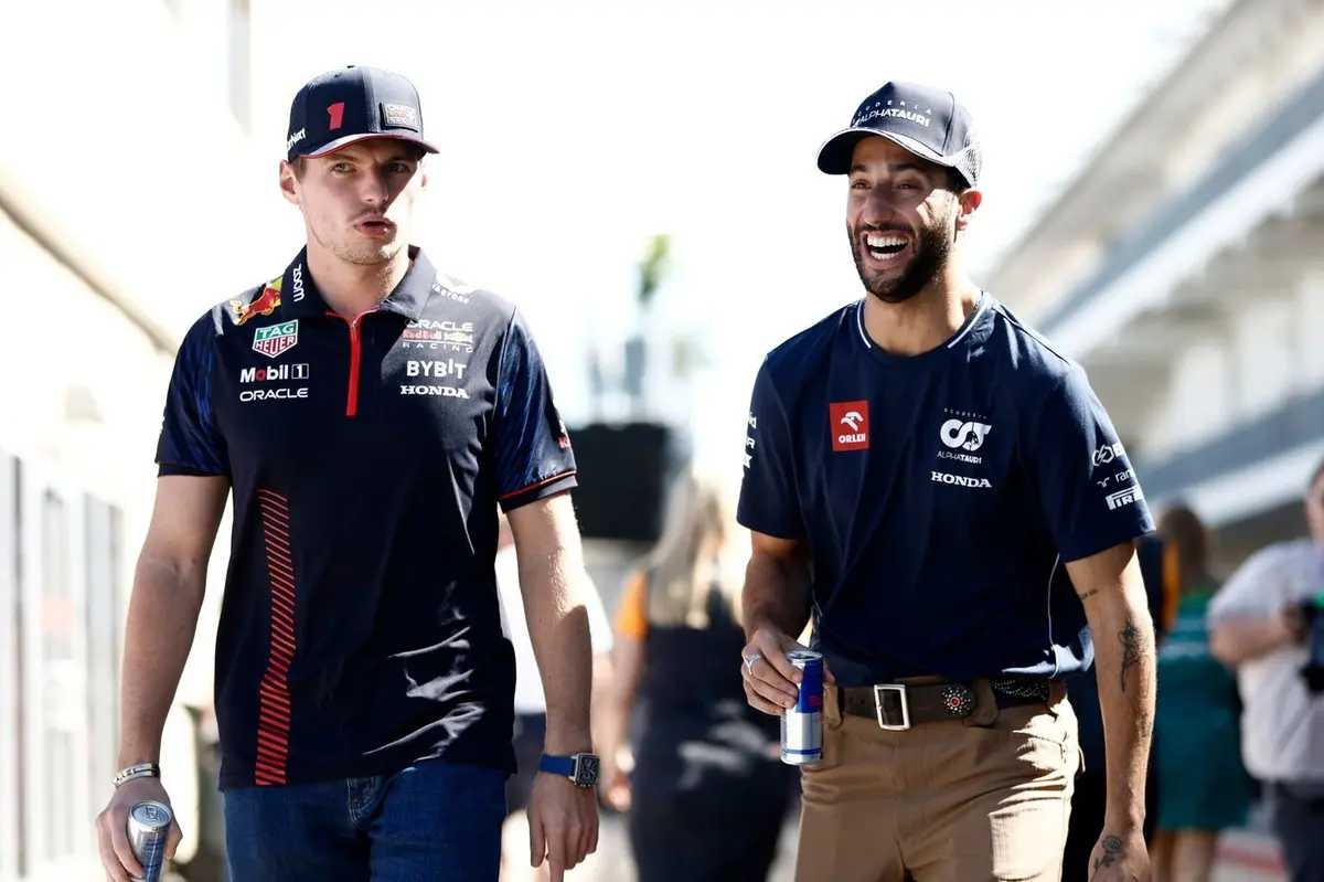 Footage of Daniel Ricciardo's reaction to Max Verstappen taking No. 3 surfaces