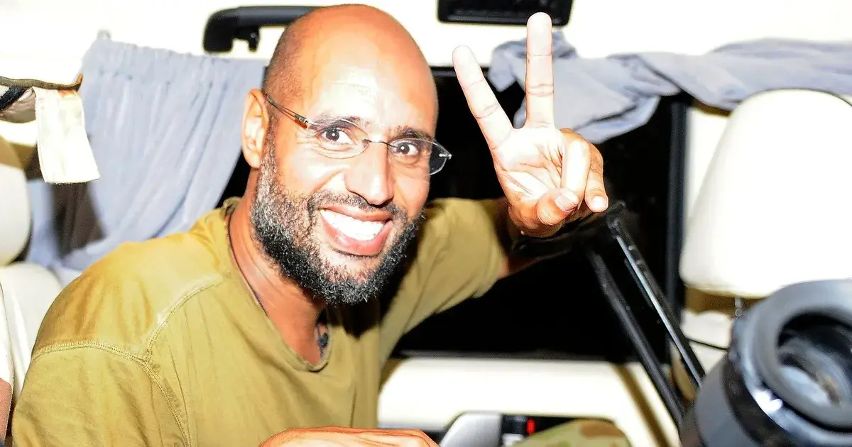 الابن الثاني للقذافي يعود للواجهة قبل وفاته وبعد مسار سياسي طويل