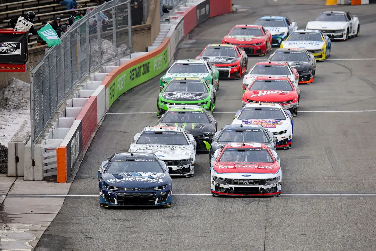 Josh Berry and Austin Cindric advance into Clash after full-contact LCQ