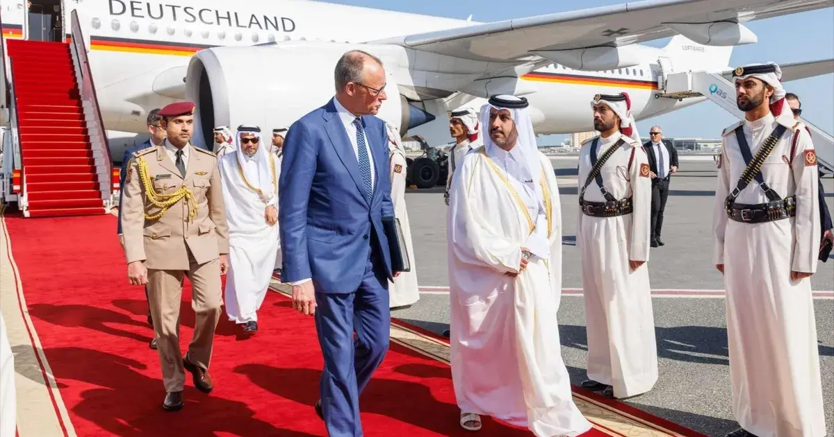 المستشار الألماني فريدريش ميرتس يصل الدوحة في زيارة رسمية