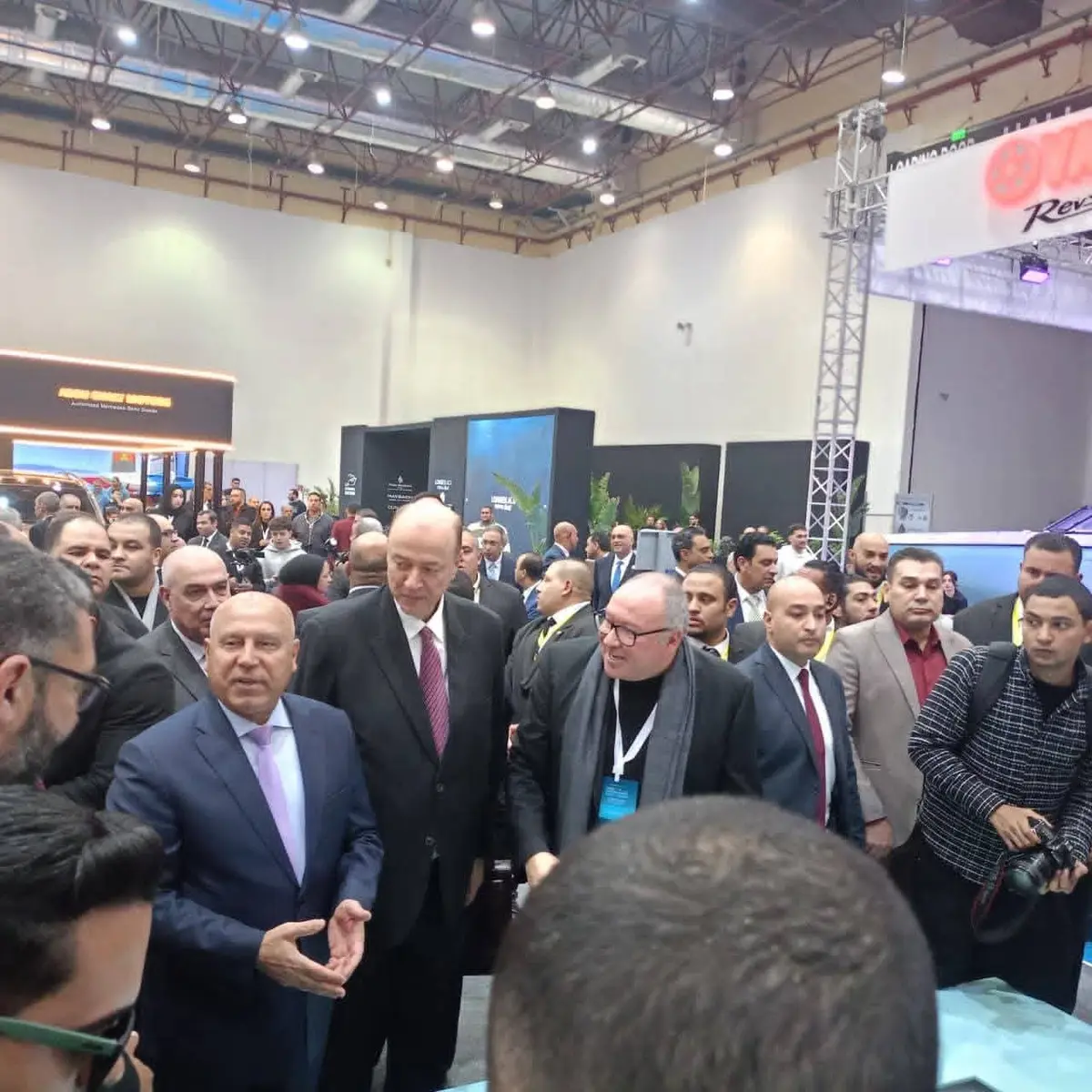 «مركز القاهرة للمؤتمرات» يشهد افتتاح معرضي مصر الدولي للقوارب واليخوت وأوتومورو للسيارات - أموال الغد