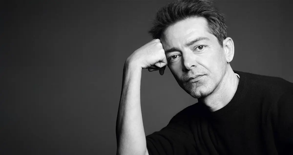 بعد طول إنتظار، Versace تعيّن Pieter Muller في منصب الإدارة الإبداعيّة