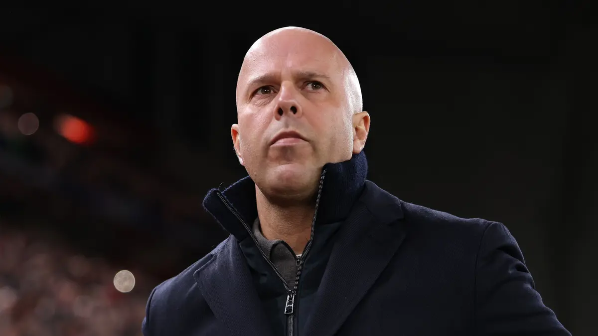 سلوت قبل موقعة السيتي: قادرون على منافسة أي فريق.. وليفربول ليس ساذجًا