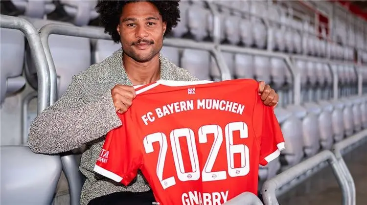 بايرن ميونيخ يعلن تمديد عقد لاعبه سيرج غنابري