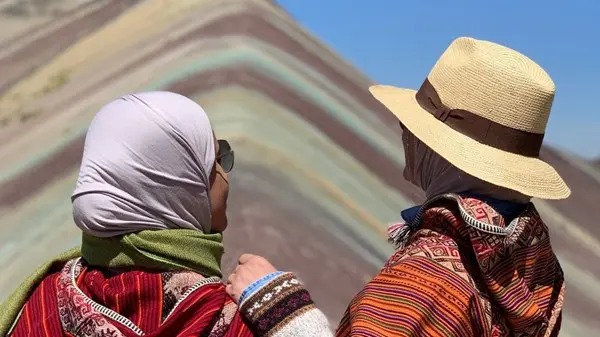 زهرة الخليج - مريم الكويتية وفاطمة الإماراتية.. جمعتهما روح المغامرة واكتشاف الوجهات الفريدة