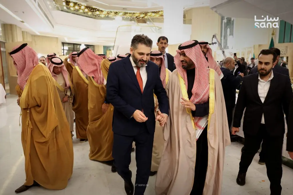 وصول الوفود المشاركة في معرض دمشق الدولي للكتاب إلى قصر المؤتمرات بدمشق