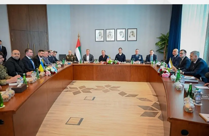 المفاوضات الروسية الأوكرانية في أبو ظبي.. تقدم طفيف وخلافات عميقة