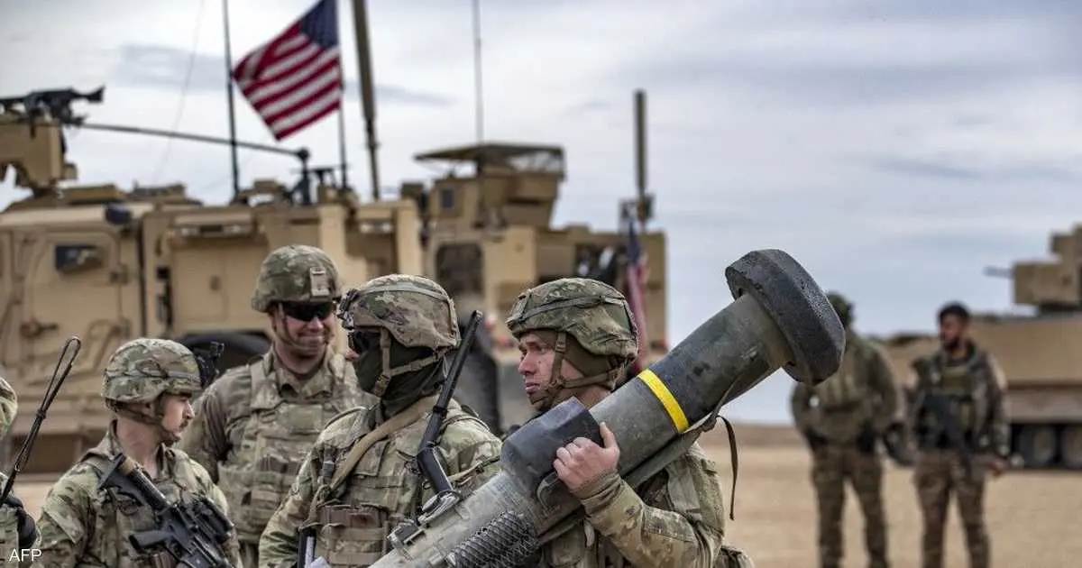 قوات أميركية تبدأ إخلاء قاعدة الشدادي في ريف الحسكة