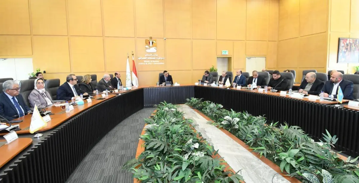 وزير الإسكان يعقد اجتماعاً لمتابعة مشروع تطوير موقع التجلي الأعظم بسانت كاترين - أموال الغد