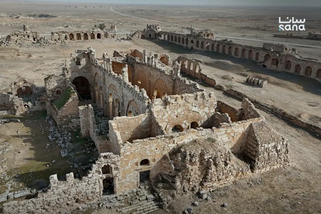 صور جوية لقلعة الرصافة الأثرية في ريف الرقة