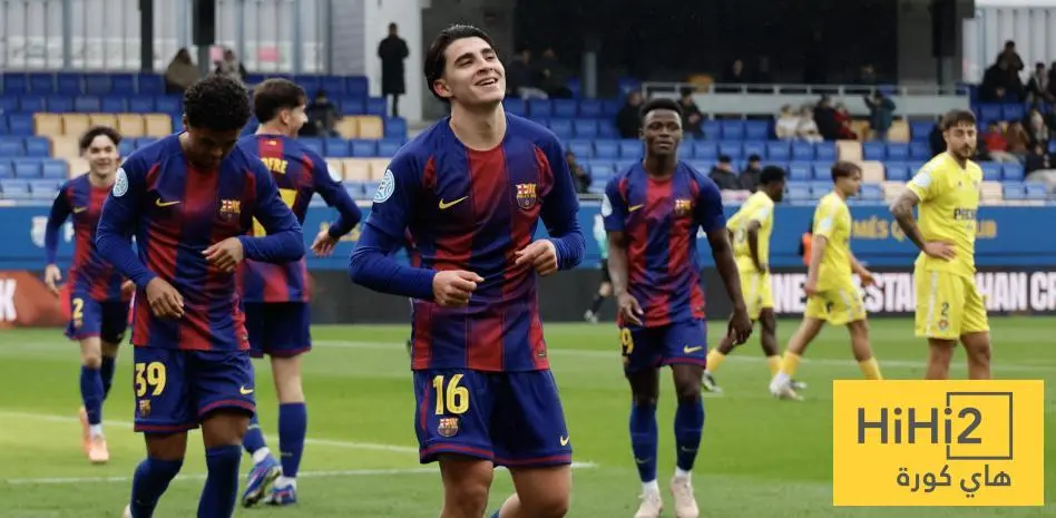 فليك يراقب موهبة لاماسيا الجديدة