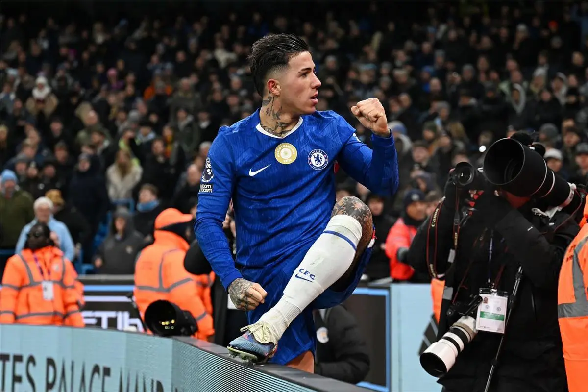 تشيلسي يستغل رغبة ريال مدريد ويحدد سعر بيع إنزو فرنانديز