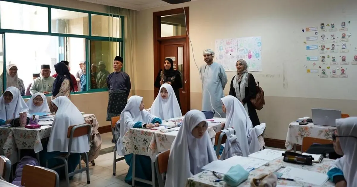 تعاون عُماني بروناي لتعليم اللغة العربية ضمن برنامج "توأمة"