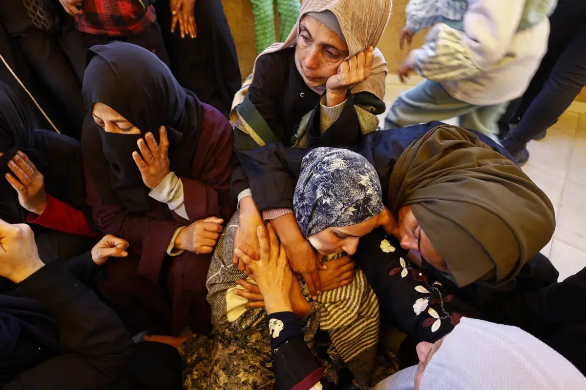 إسرائيل ترفع وتيرة التصعيد في غزة... وتضغط بتعطيل سفر المرضى