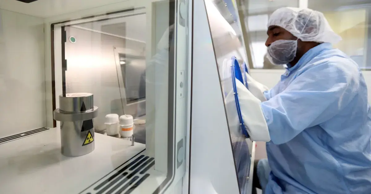 تغذية صحية وتطعيمات وكشف مبكر.. أسلحتك للوقاية من السرطان