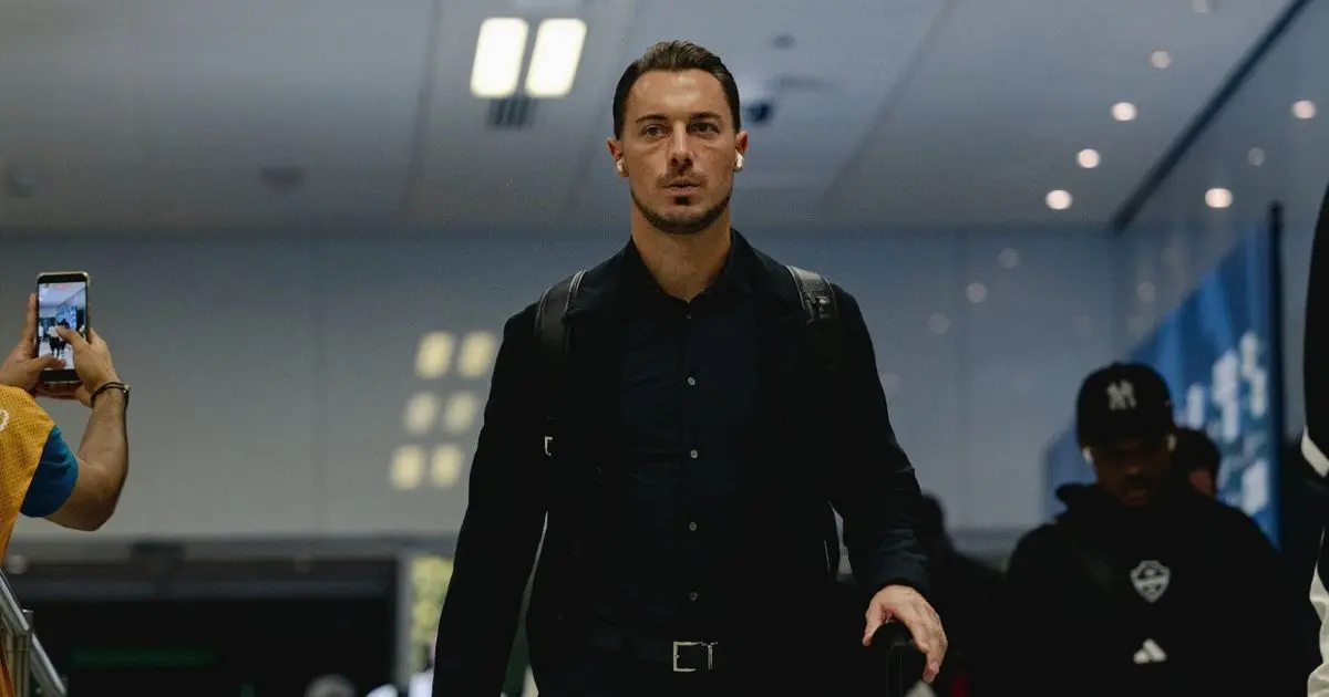 ماتياس يايسله يشيد بوحدة لاعبي الأهلي وفخور بأداء بديل ميريح ديميرال