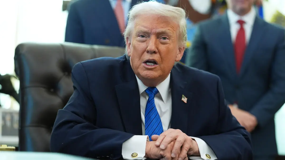 ترامب يدعو إلى معاهدة نووية جديدة "محسنة ومحدثة" مع روسيا بعد انتهاء "نيو ستارت"