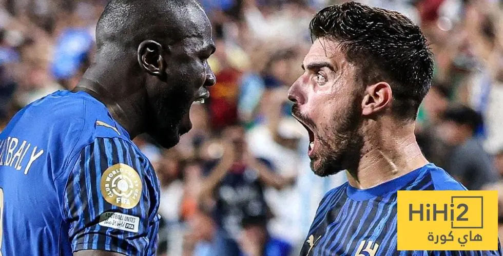 الهلال يرسل إنذارًا ناريًا في سباق اللقب !