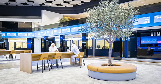 أسواق الإمارات تواصل ارتفاعها رغم تباين «القيادية»