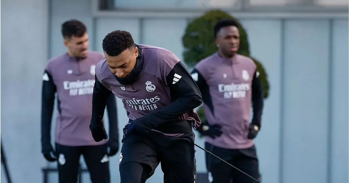 باريس سان جيرمان يتلقى من كيليان مبابي محضراً قضائياً لتسوية مستحقاته