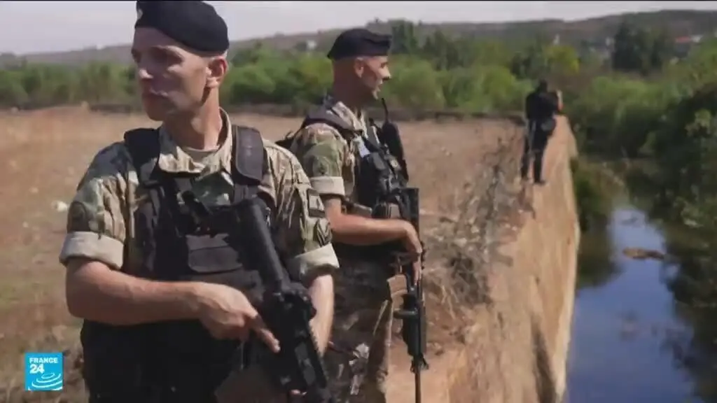 تعزيز قدرات الجيش اللبناني يتصدر زيارة بارو لبيروت وسط ضغوط لنزع سلاح حزب الله