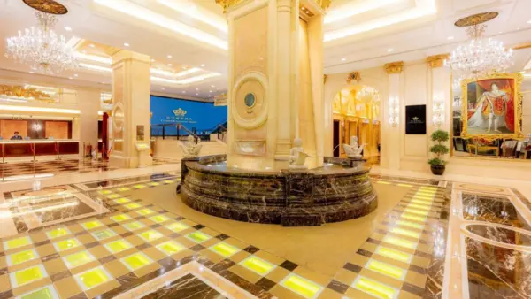 فندق في الصين يبيع سبائك ذهب من أرضيته مستفيداً من ارتفاع الأسعار