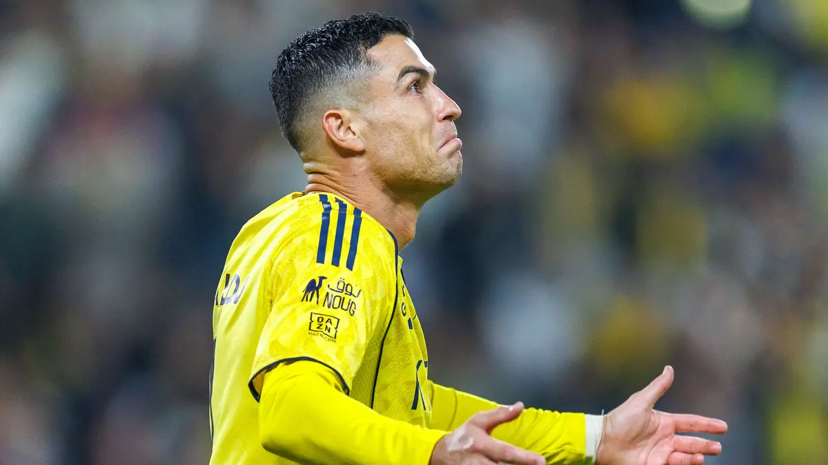 بينها صفقة سعود عبد الحميد.. أسباب جديدة وراء عصيان رونالدو