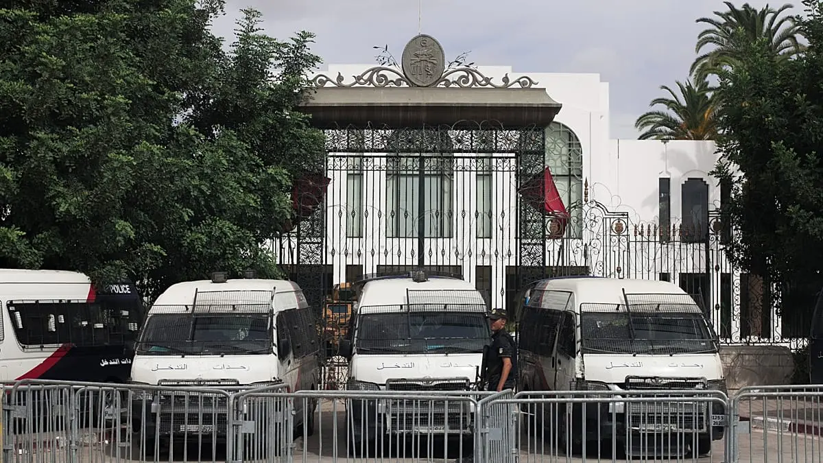 بين حرية النقد وسيف التشريع.. اعتقال نائب تونسي معارض للرئيس يثير الجدل حول ازداوجية تطبيق القوانين