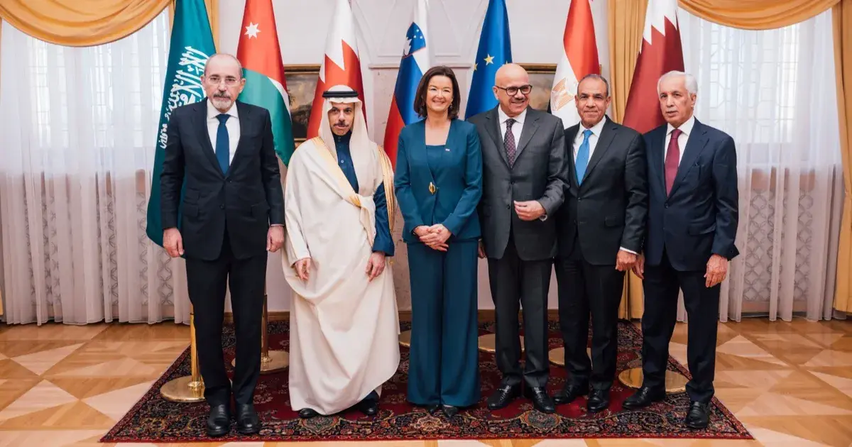 اللجنة الوزارية العربية الإسلامية تشدد على خطة غزة وحل الدولتين