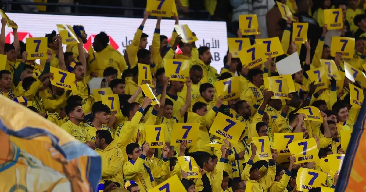 شاهد.. جمهور النصر يدعم "الغائب" رونالدو بالرقم 7 في مواجهة الاتحاد