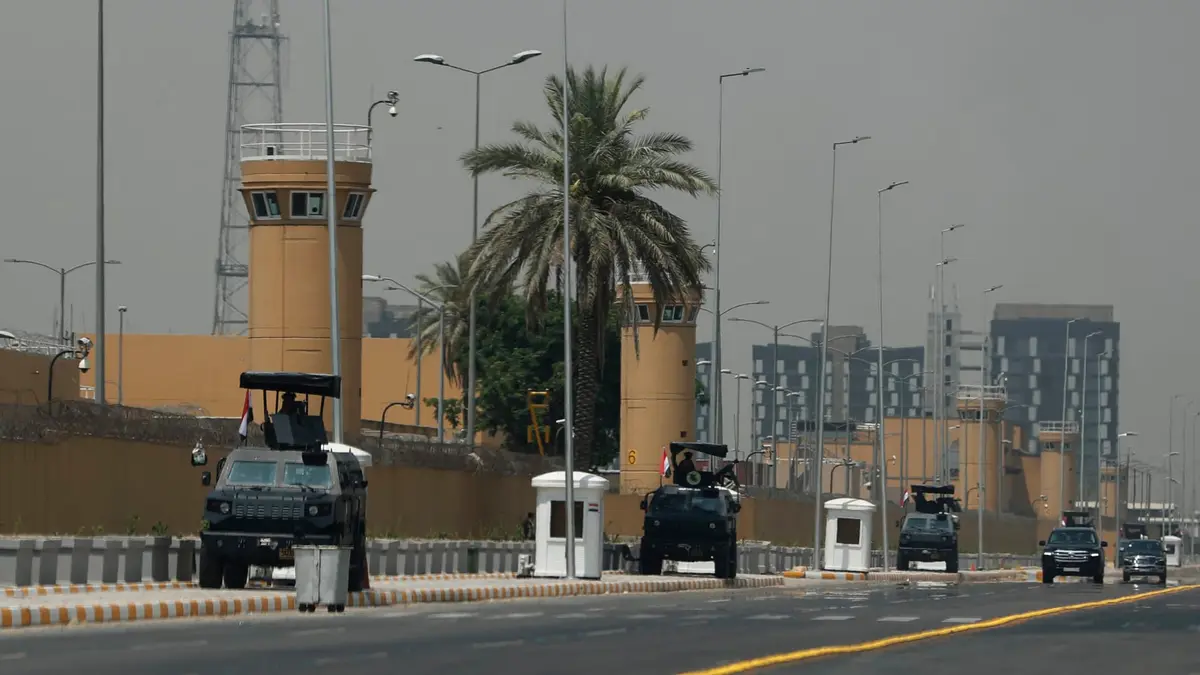 العراق.. السفارة الأمريكية تبلغ عن وقوع "تفجير مسيطر عليه"