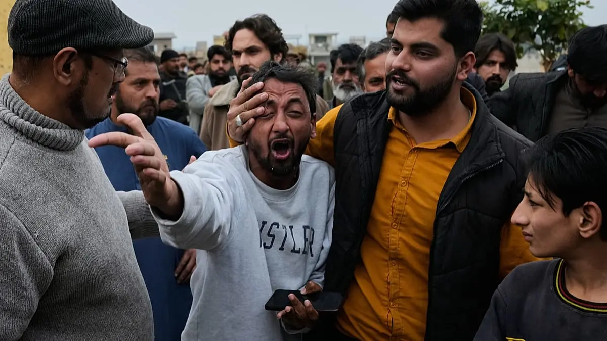 مجزرة في إسلام آباد.. داعش يستهدف مسجدا للشيعة في العاصمة الباكستانية ويُوقع 200 ضحية بين قتيل وجريح