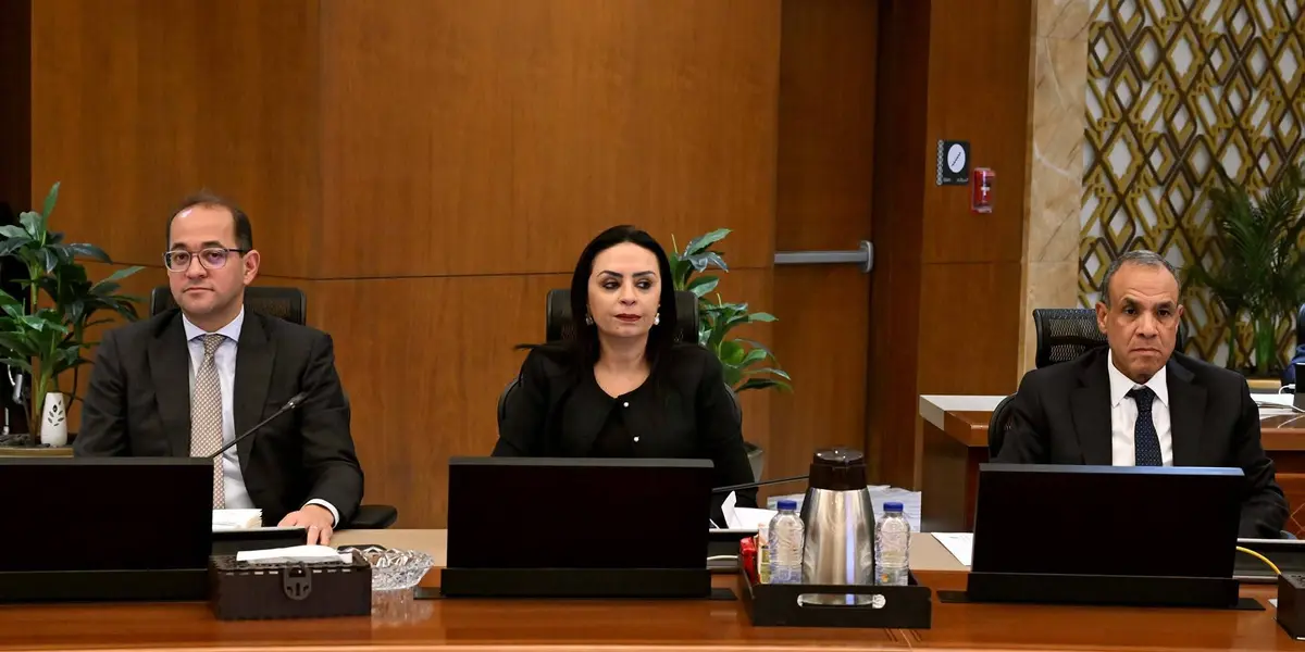 مجلس الوزراء يستعرض حزمة التسهيلات والإصلاحات الضريبية لعام 2026/ 2027 - أموال الغد