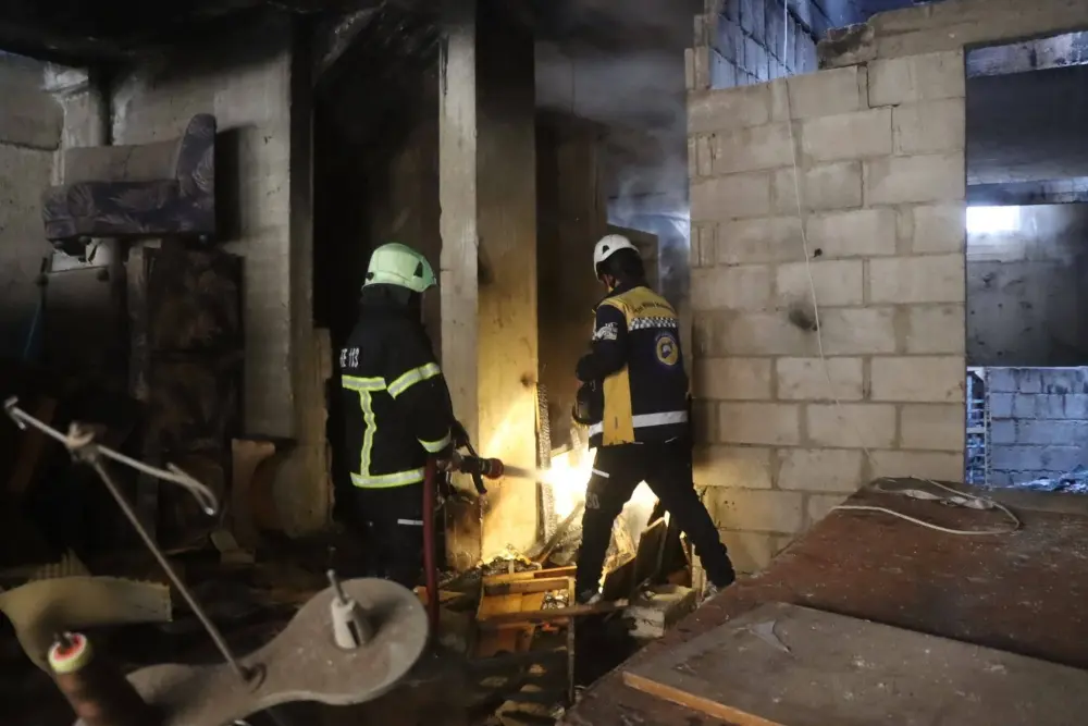 الدفاع المدني: 14 حريقاً في سوريا خلال يوم واحد