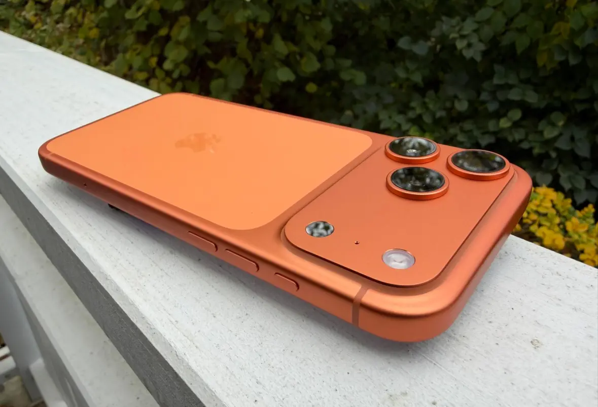 آيفون 18 قد يأتي ببطاريات أكبر في جميع الإصدارات عالميًا - التقنية بلا حدود