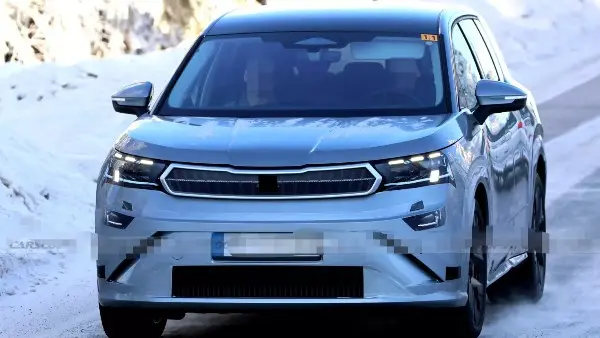 لمنافسة هيونداي أيونيك 9.. سكودا تطلق سيارة كهربائية ضخمة