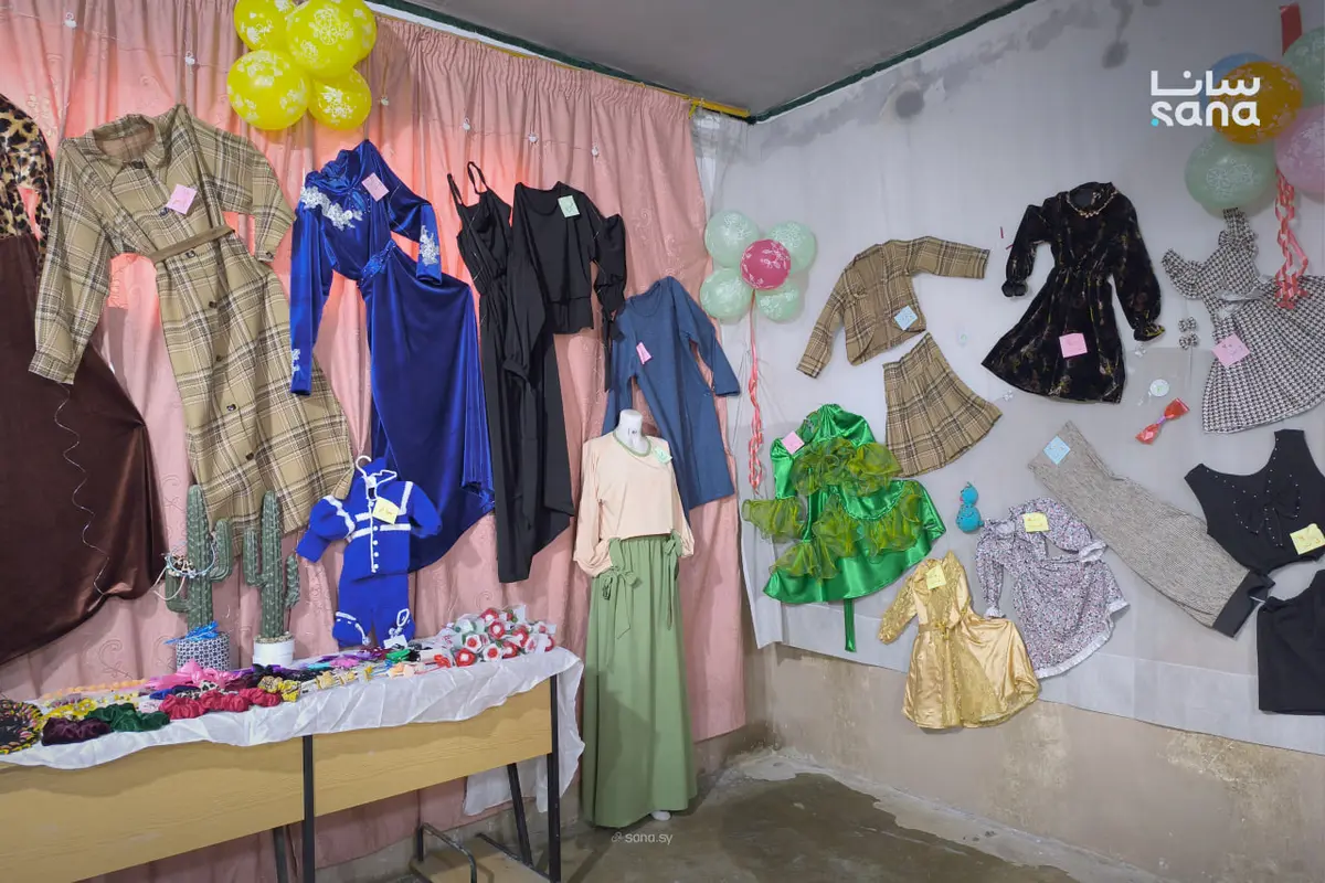 معرض لمنتجات النساء المستفيدات من مشروع تمكين المرأة في الأتارب بريف حلب