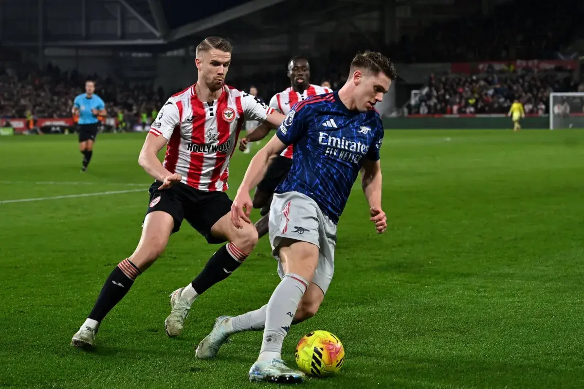 الدوري الإنجليزي يواصل اعتماد توقفات قصيرة لإفطار اللاعبين خلال رمضان