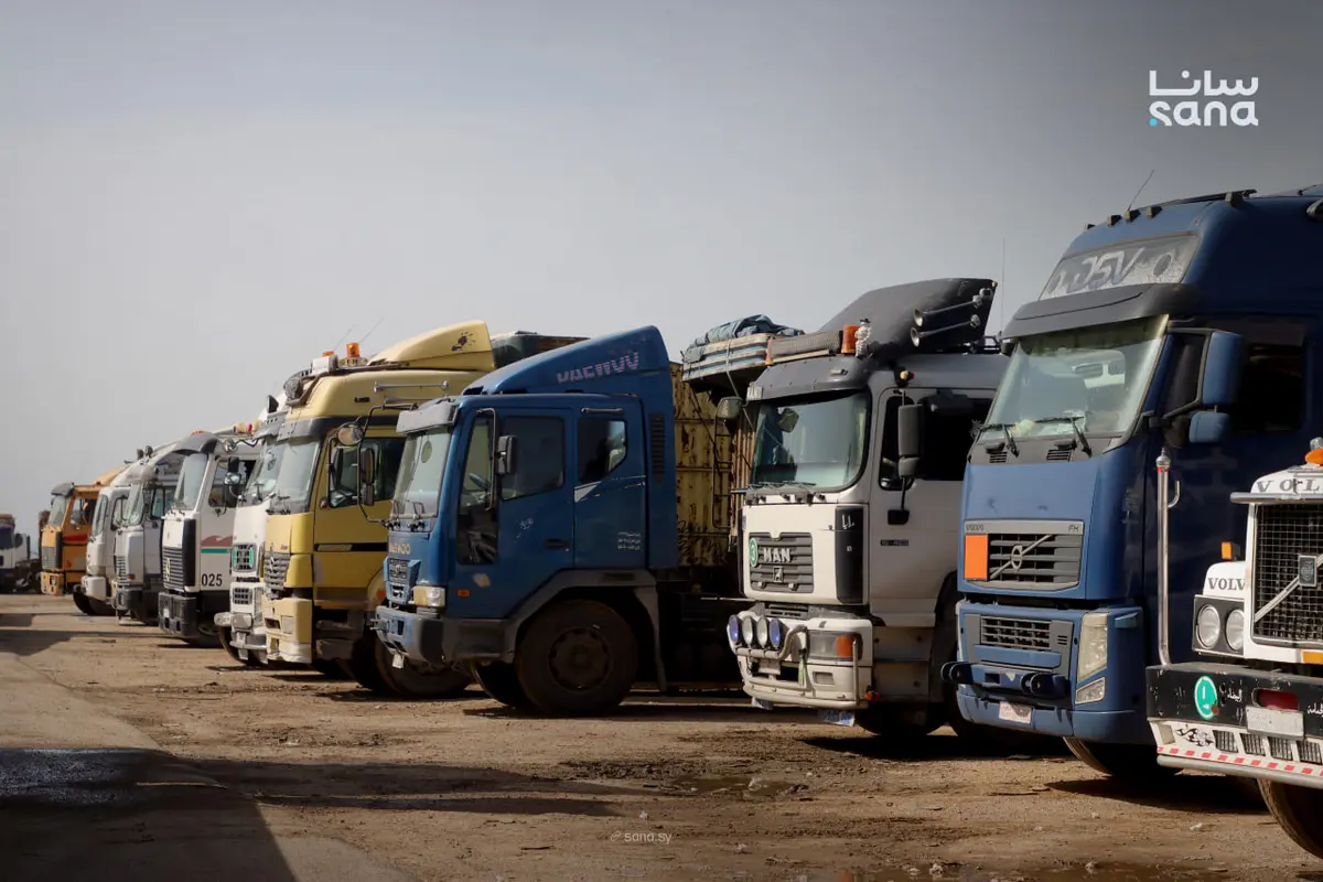 قرار منع دخول الشاحنات غير السورية ينعكس ايجاباً على سائقي الشاحنات بطرطوس