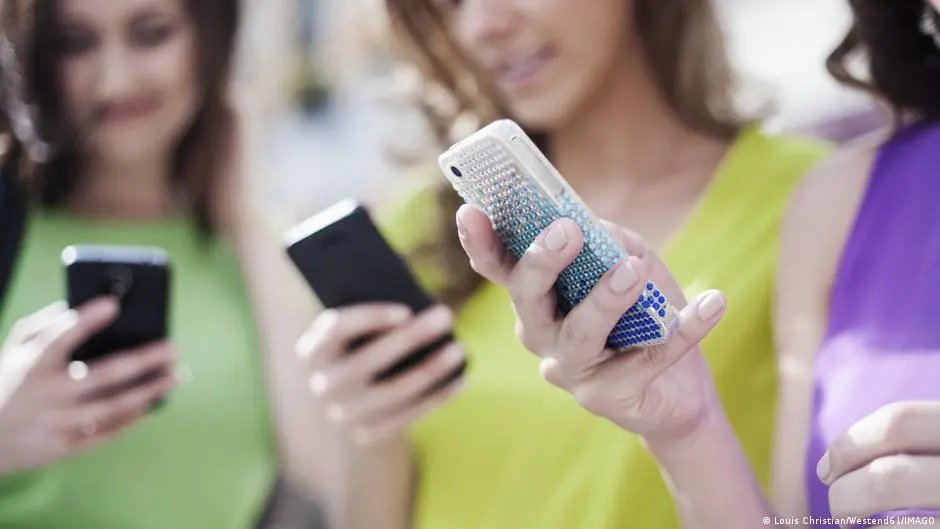 وجوه ناعمة وخطاب متشدد ـ شبكات نساء اليمين المتطرف في أوروبا