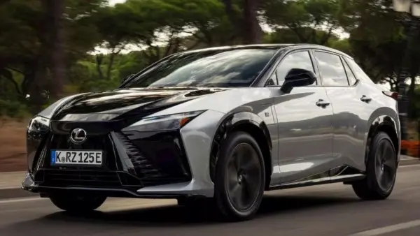 بمدى 509 كلم.. لكزس تعزز أسطولها الكهربائي بإطلاق ‏RZ‏ الجديدة