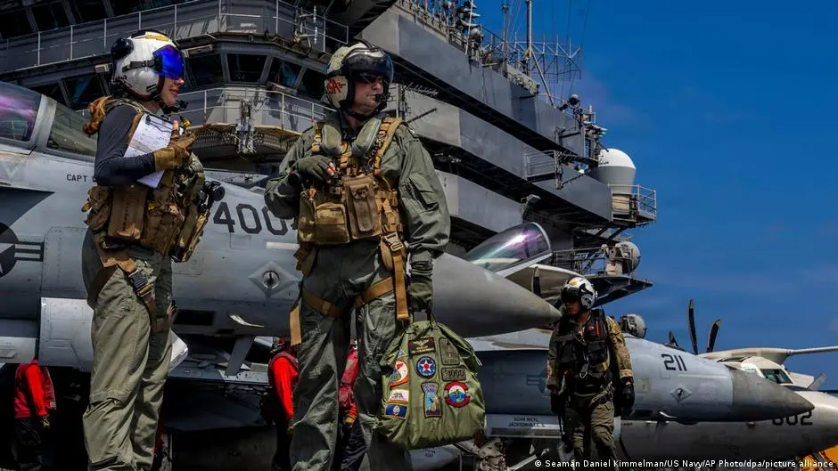 أخبار اليوم: ترامب يلوّح مجددا بالخيار العسكري ضد إيران