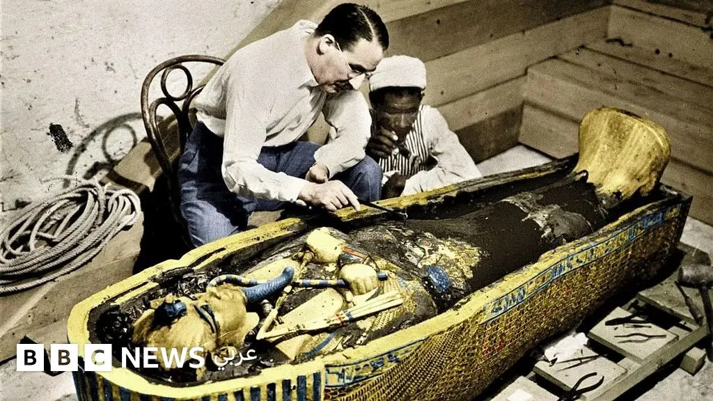 هوارد كارتر يروي لبي بي سي أسرار اللحظات الأولى لاكتشافه مقبرة توت عنخ آمون - BBC News عربي