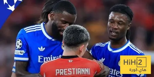 هنري يشارك في جلد عنصرية مدافع بنفيكا